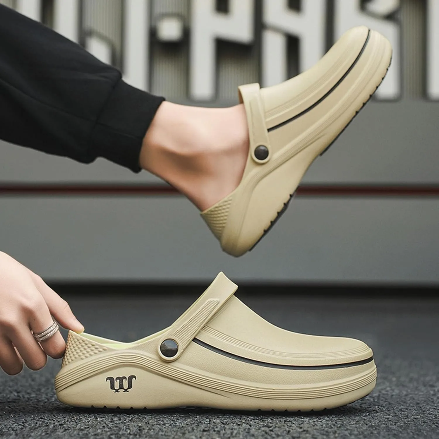 SECHRITE Men's Women's Work Clogs - Unisex Garden Chef Shoes Non Slip Waterproof Nurse Kitchen Food Service Shoes